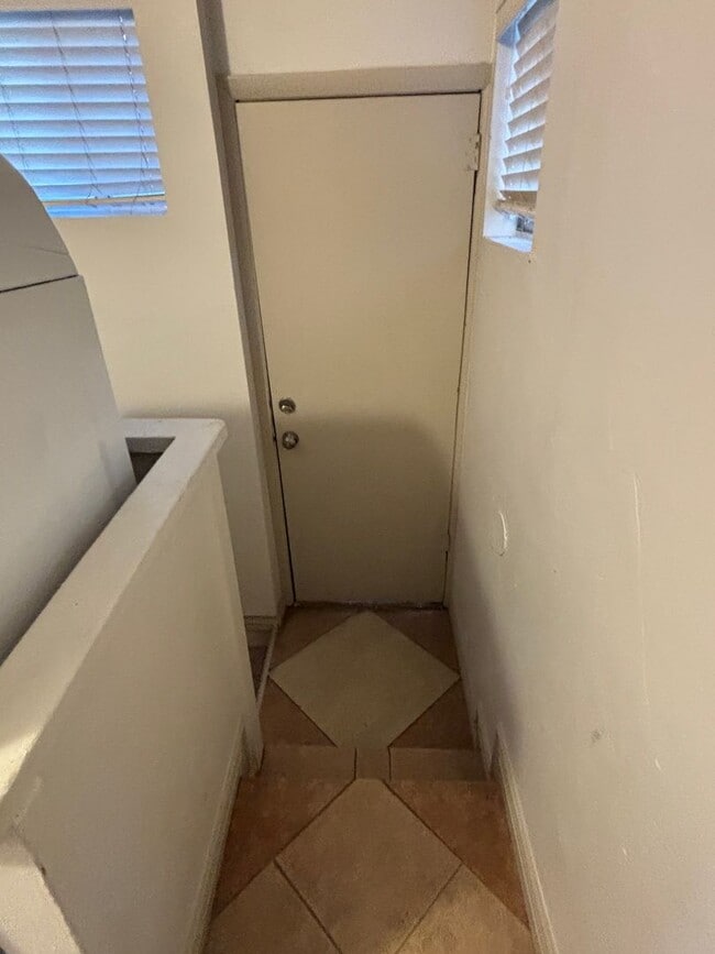 Building Photo - Salt Lake Cottage home 3 bed, 2 baths