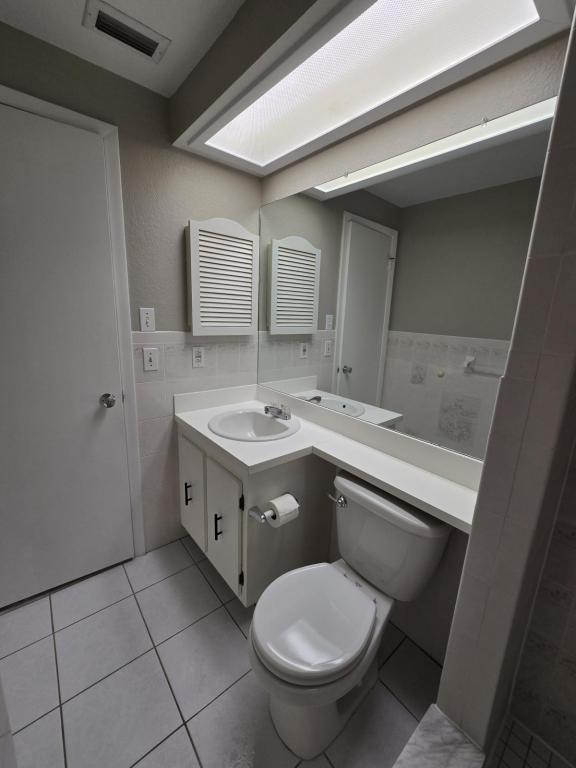 Building Photo - 9310 Marler Rd