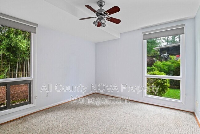 Building Photo - 8108 Timber Valley Ct