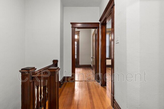 Building Photo - 3404 Hartford St