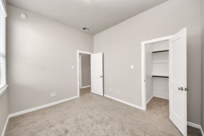 Building Photo - 17409 Turtleweed Ln