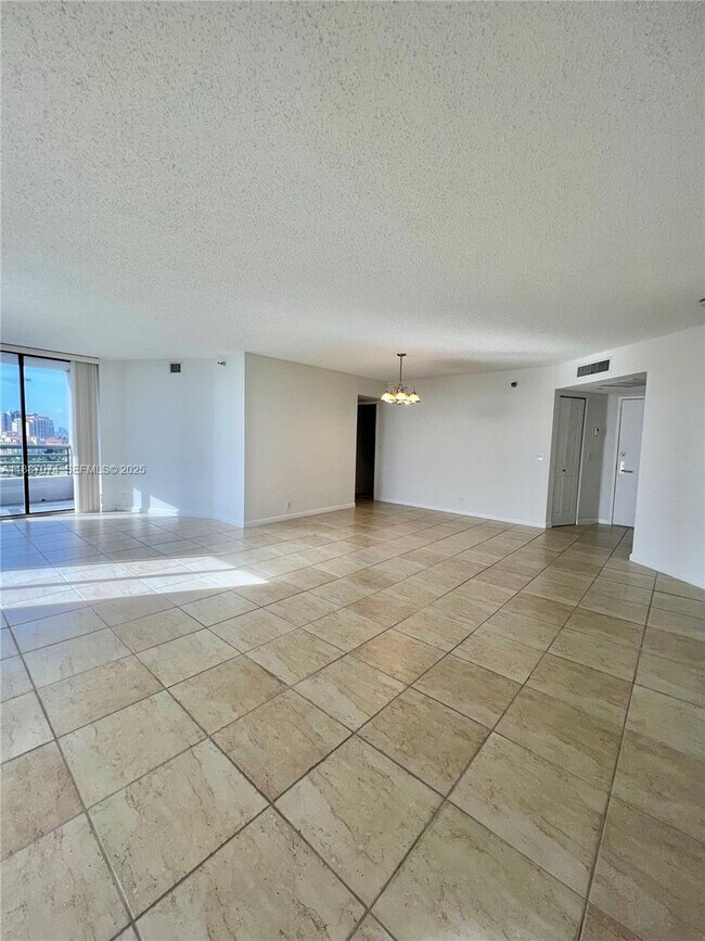 Building Photo - 3300 NE 191st St