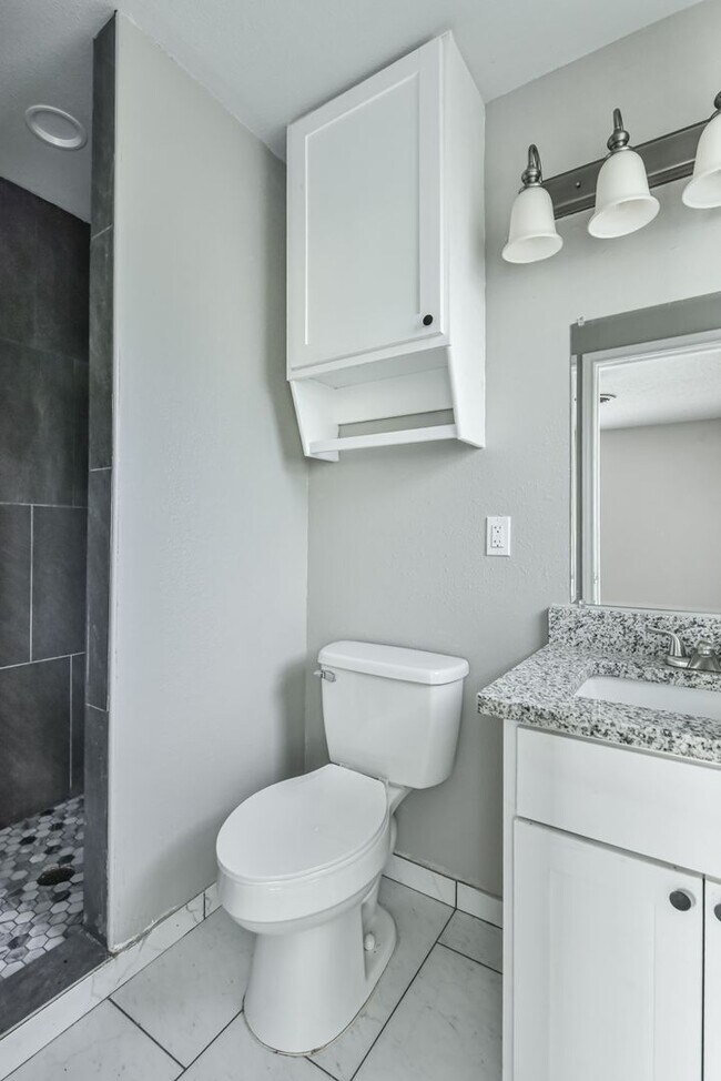 Building Photo - 4-Bedroom Home in the Heart of Killeen
