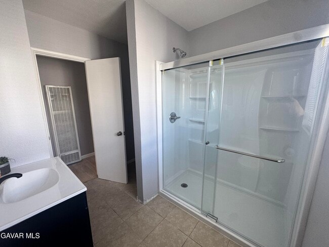 Building Photo - 44151 Hardwood Ave