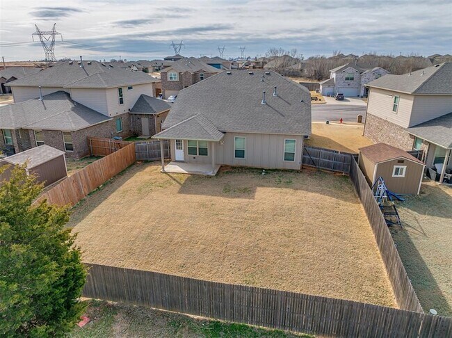 Building Photo - 11133 NW 95th Ct