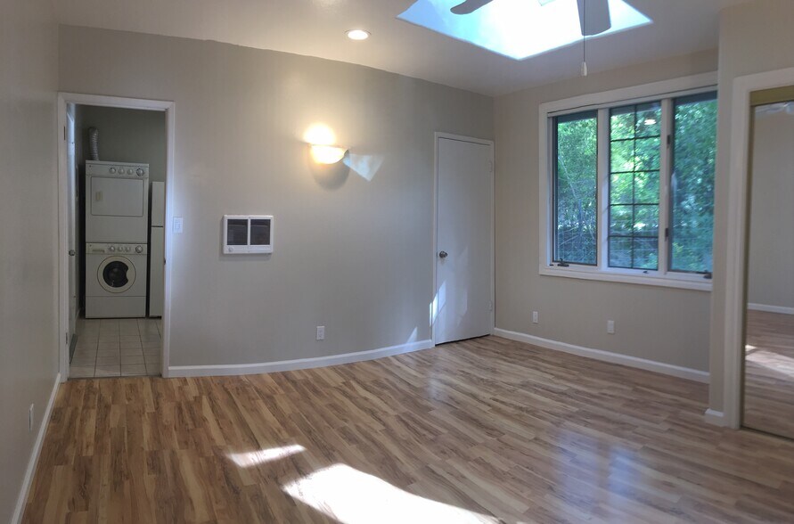 Building Photo - 19088 Austin Way