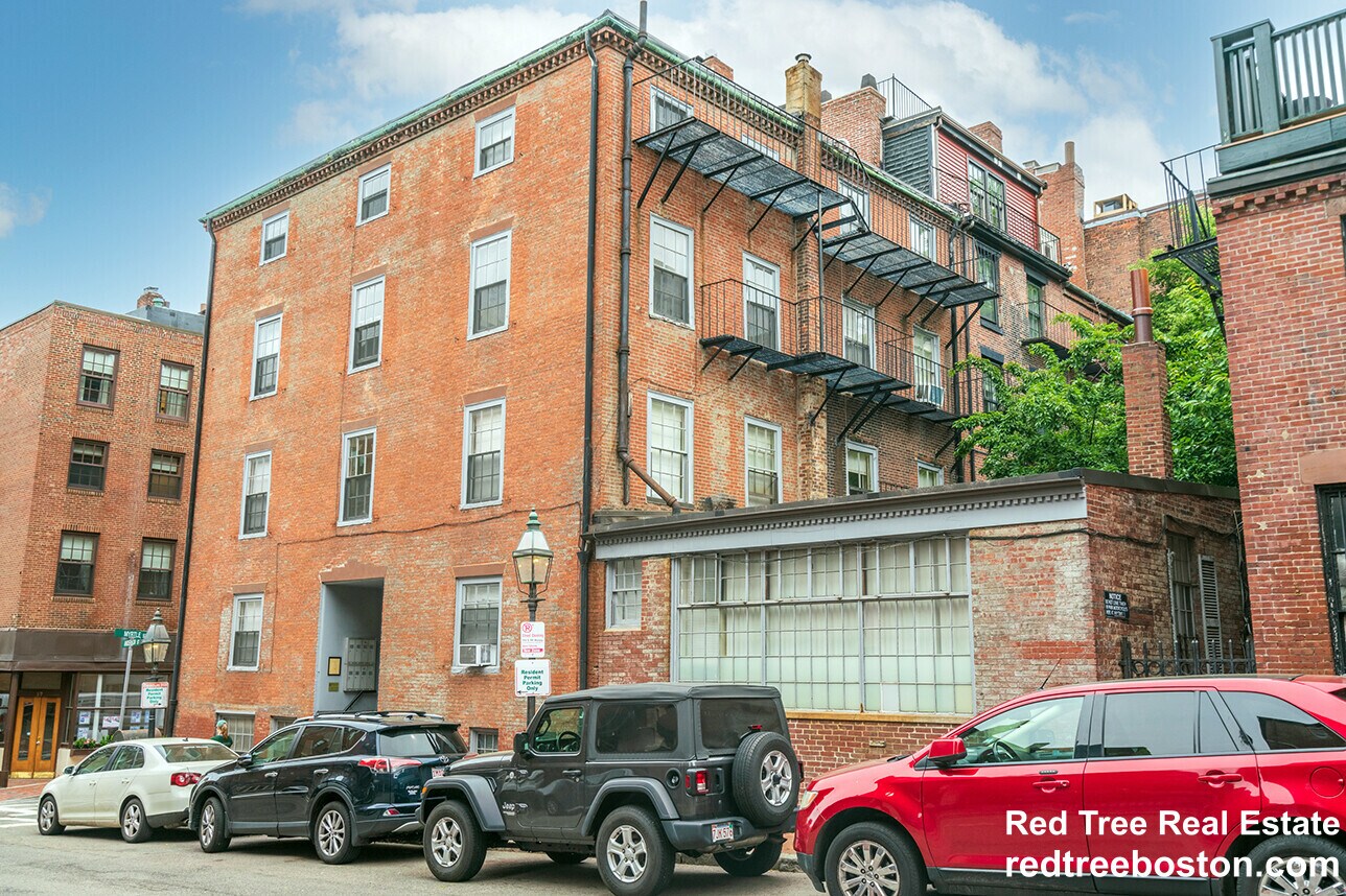 Building Photo - 58 Anderson St