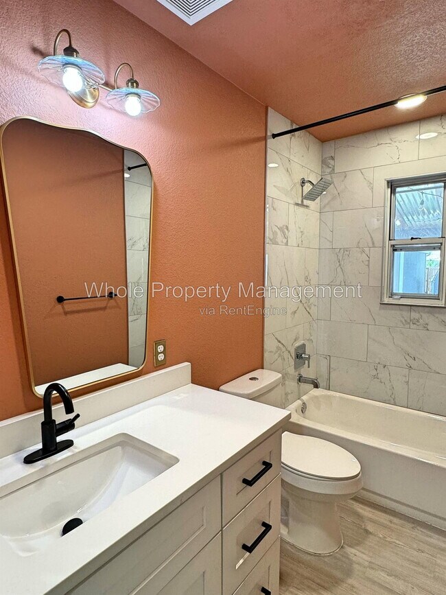 Building Photo - 4217 S Sherman St