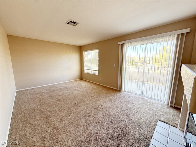 Building Photo - 7761 Locke Haven Dr