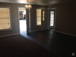 Building Photo - 138 Morrill Ave