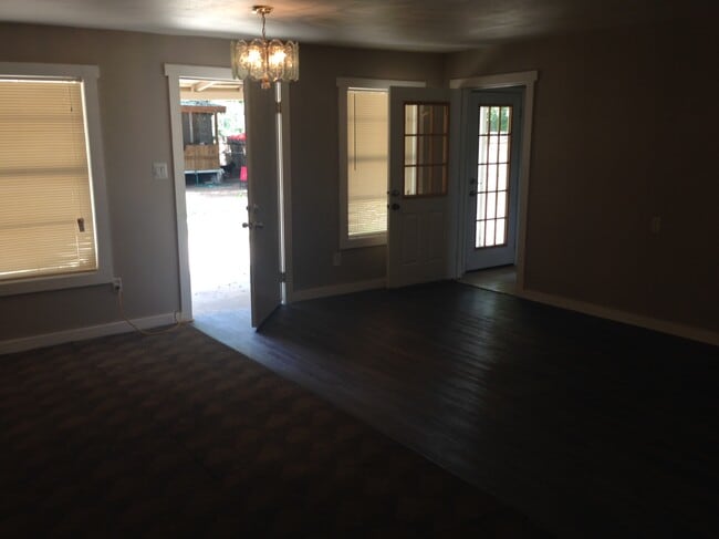 Building Photo - 138 Morrill Ave