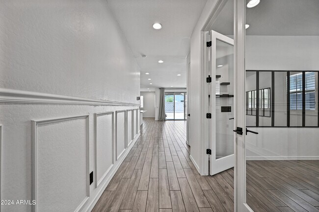 Building Photo - 13360 W Briles Rd