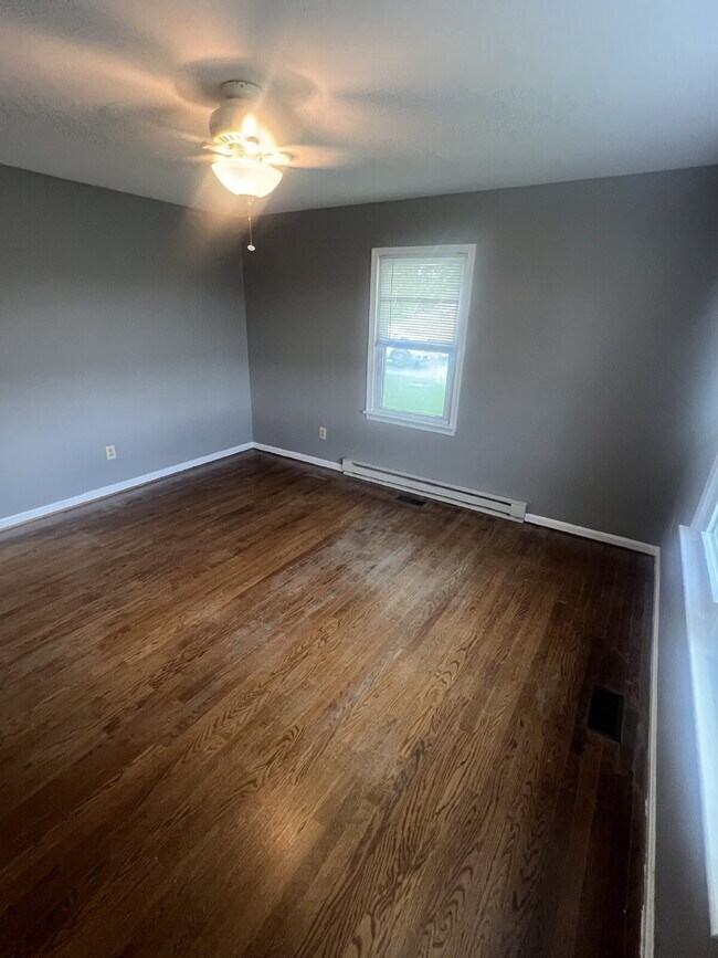 Building Photo - Charming 4-Bedroom Home on Spacious Corner...