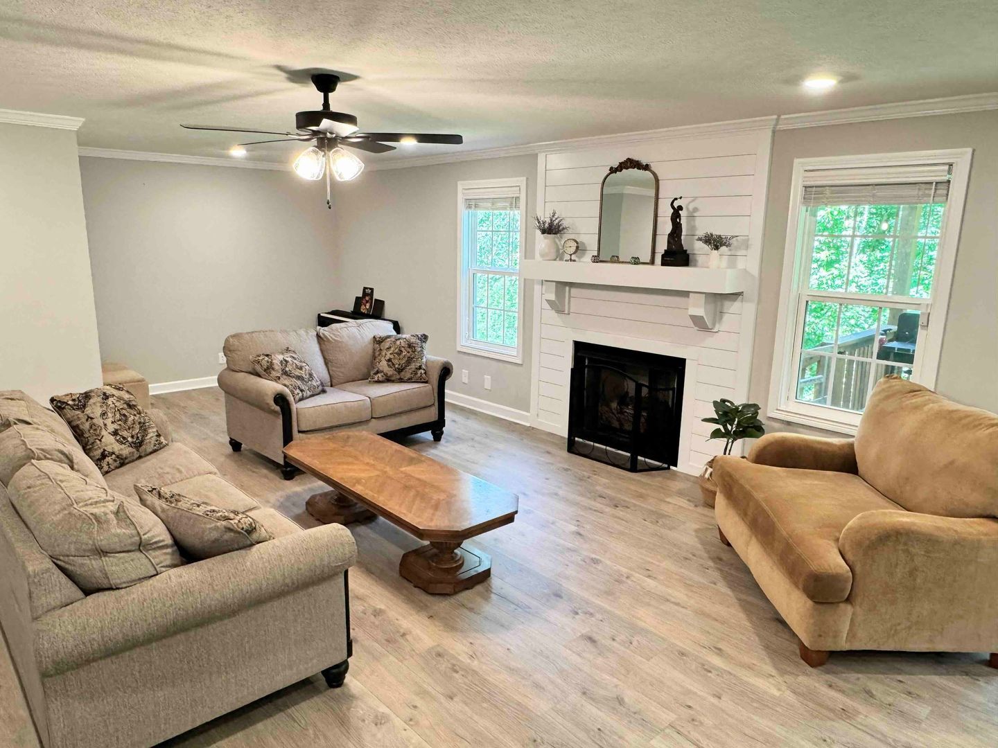Building Photo - 1057 Brightwood Ct