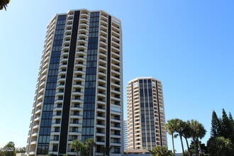 Building Photo - 1 Oceans W Blvd