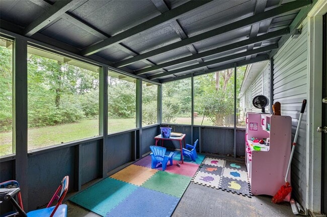 Building Photo - 105 Foxwood Ct