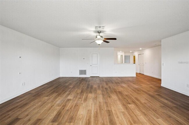 Building Photo - 3147 Calvano Dr