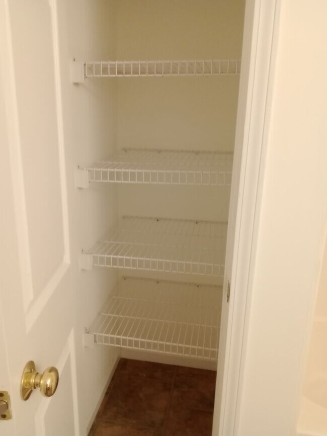 Building Photo - 3527-3529 Prescott Dr.