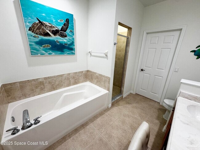 Building Photo - 121 Majestic Bay Ave