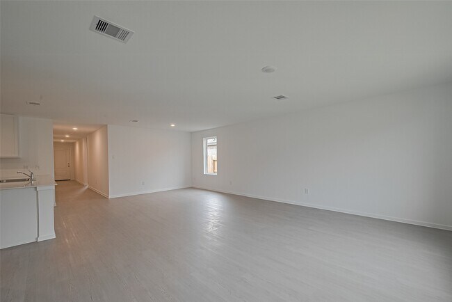 Building Photo - 28930 Rustic Windmill Wy