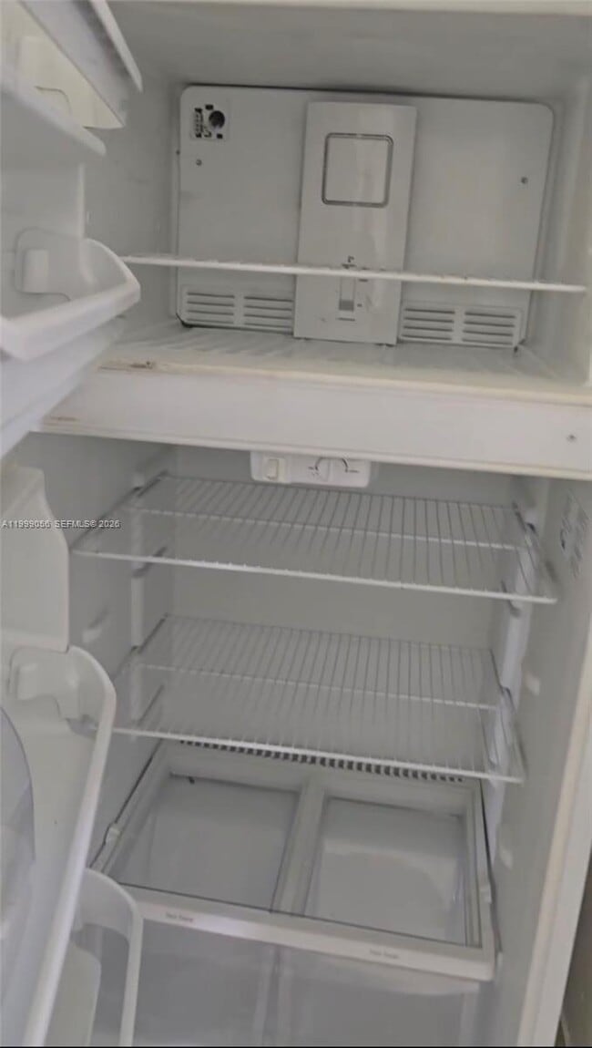 Building Photo - 250 SW 11th Ave