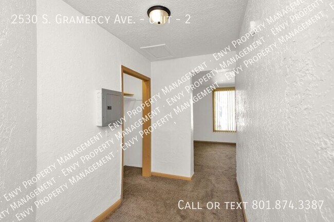 Building Photo - 2530 Gramercy Ave