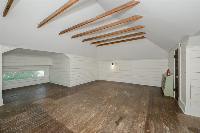 Building Photo - 206 S Sims Ave