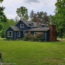 Building Photo - 249 W Buell Rd