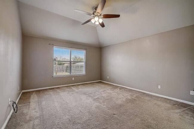 Building Photo - 204 Kerley Dr
