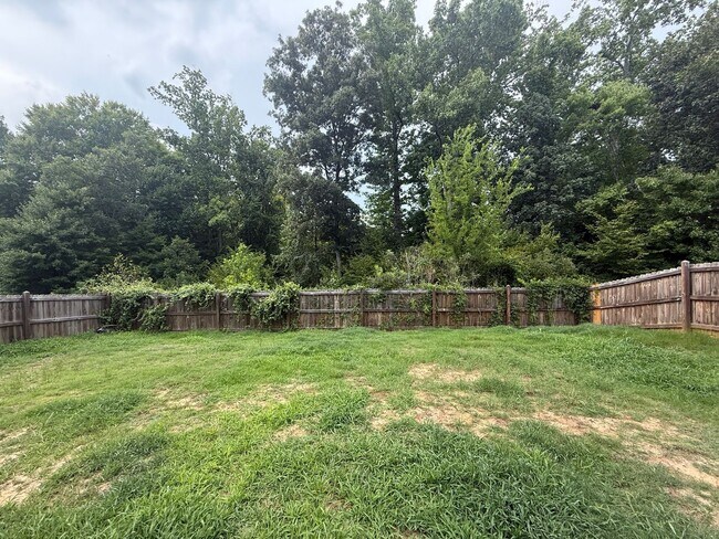 Building Photo - Gorgeous 4BD, 3.5BA Clayton Home with a Fenced Yard in the Desirable Riverwood Community