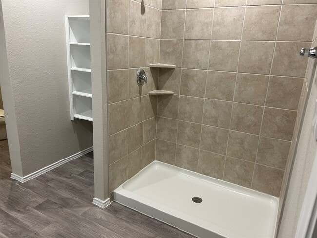 Building Photo - 40434 Gdn Hts Ln