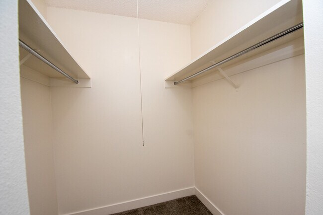 Building Photo - 816 N Delaware St