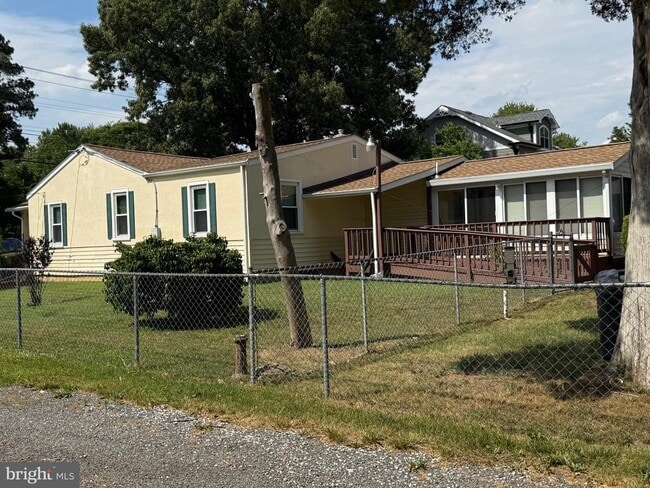 Building Photo - 8110 Allentown Rd