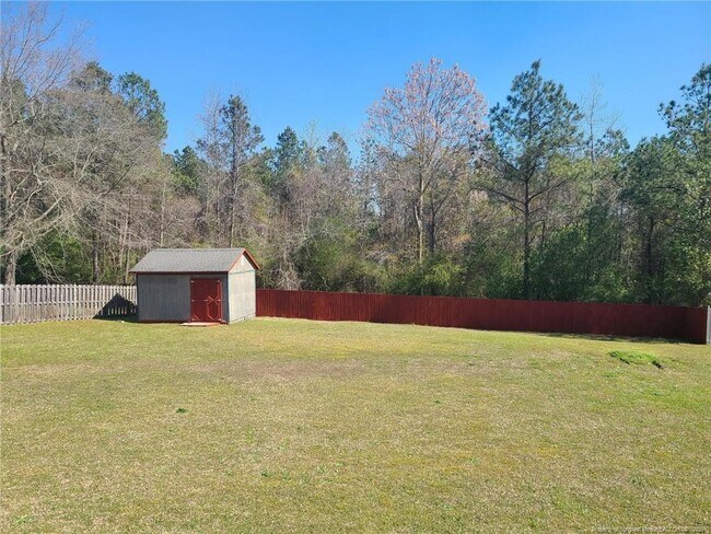 Building Photo - 123 Royal Briar Ct