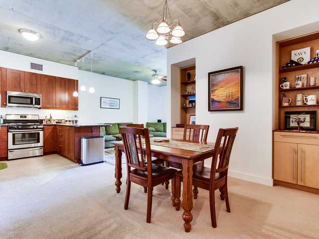 Building Photo - Beautiful 2 bedroom 2 bath in The Cortez B...