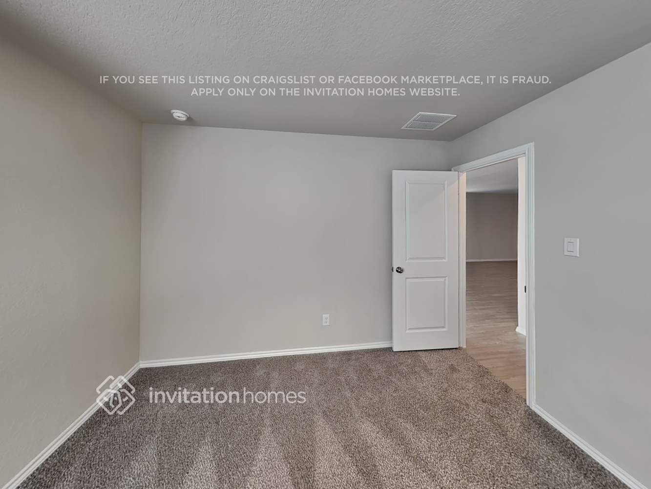 Building Photo - 144 Hollywood Dr