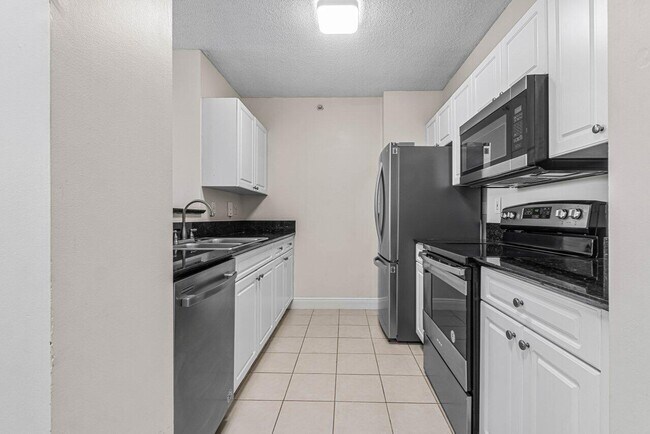 Building Photo - 651 Okeechobee Blvd