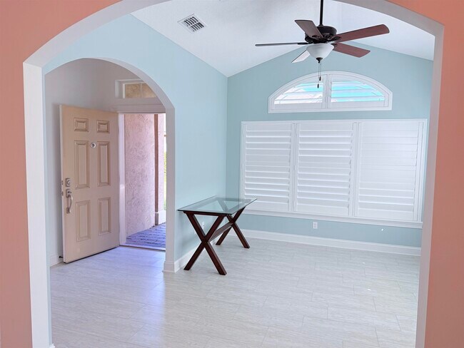 Building Photo - 44 Ocale Ct