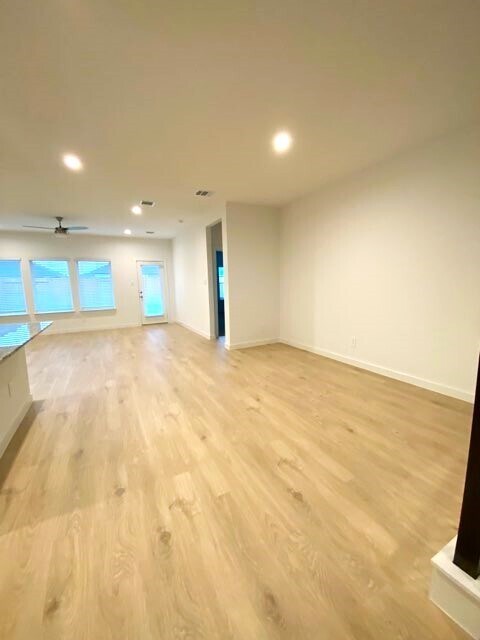 Building Photo - 4971 Edgewood Dr