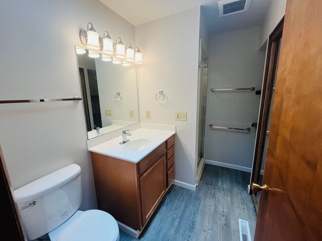 Building Photo - Charming One-Level Home in Garden Home — Near Washington Square & Trader Joe’s! Landscaping Inclu...