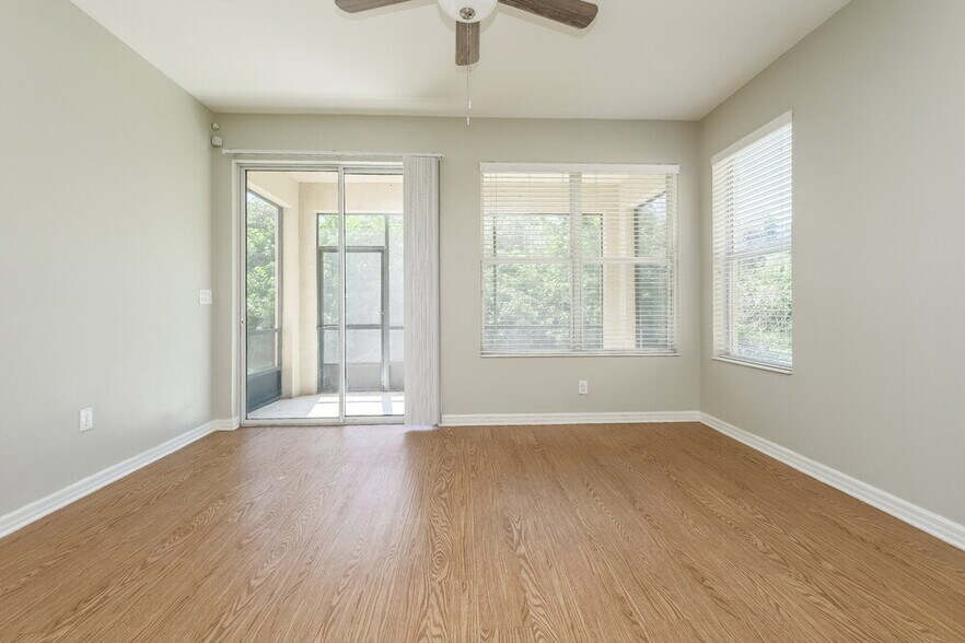 Building Photo - 1031 Windton Oak Dr