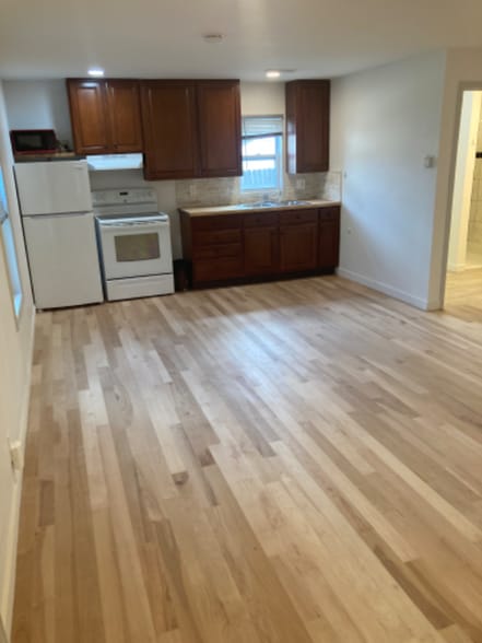 Building Photo - 2760 Eppinger Blvd