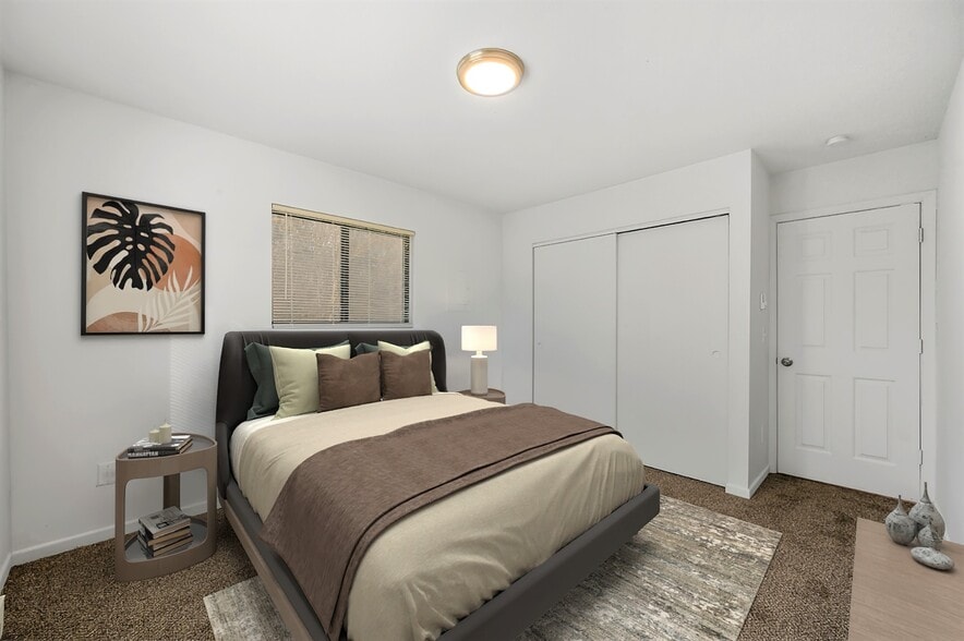 Building Photo - 4607 Waynedale Cir