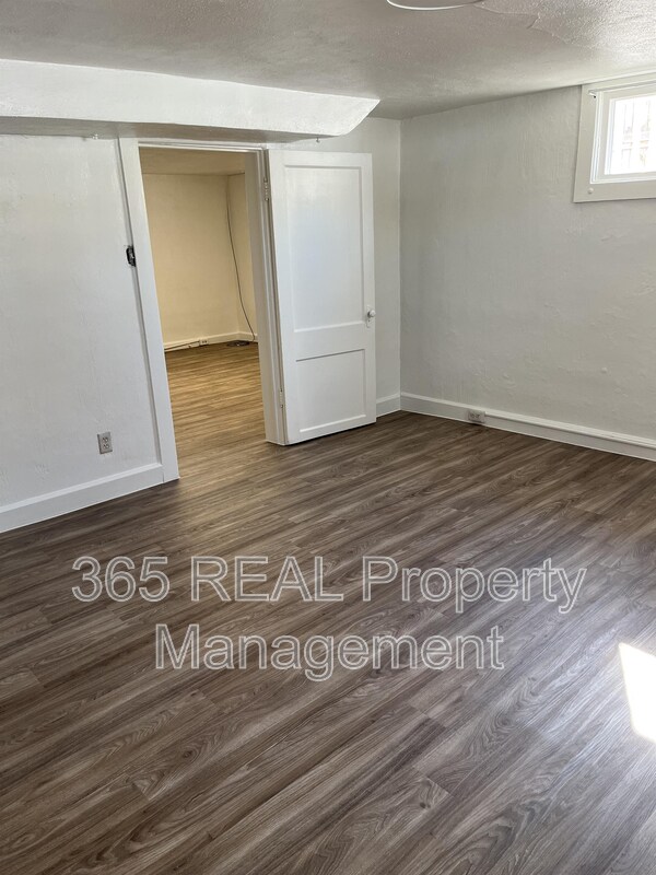 Building Photo - 2036 8th Ave