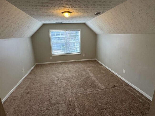 Building Photo - 2430 Cordillo Dr