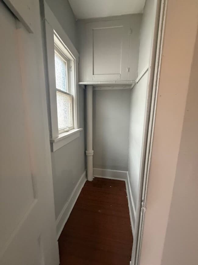 Building Photo - House for Rent - 1 bedroom / 1 bathroom