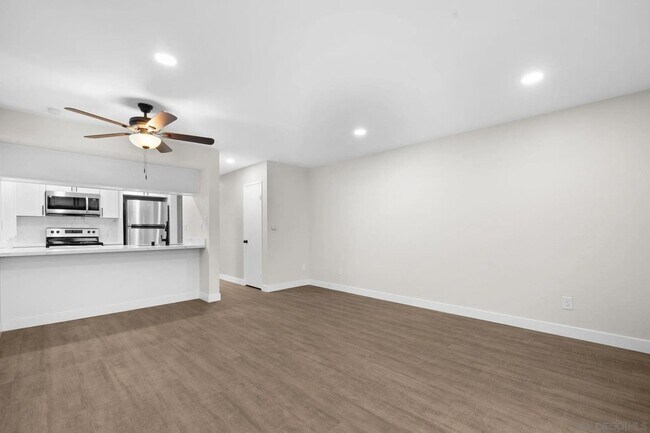 Building Photo - 748 N 3rd St