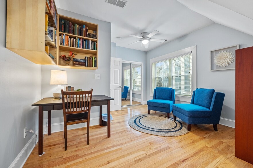 Building Photo - 1146 Wade St NE