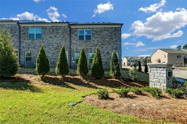 Building Photo - 600 Waterstone Dr
