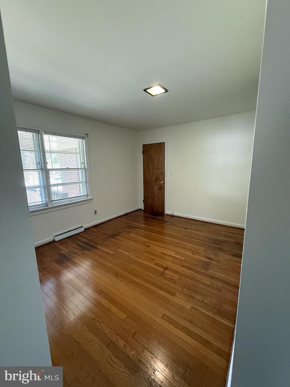 Building Photo - 1316 Stafford Ave